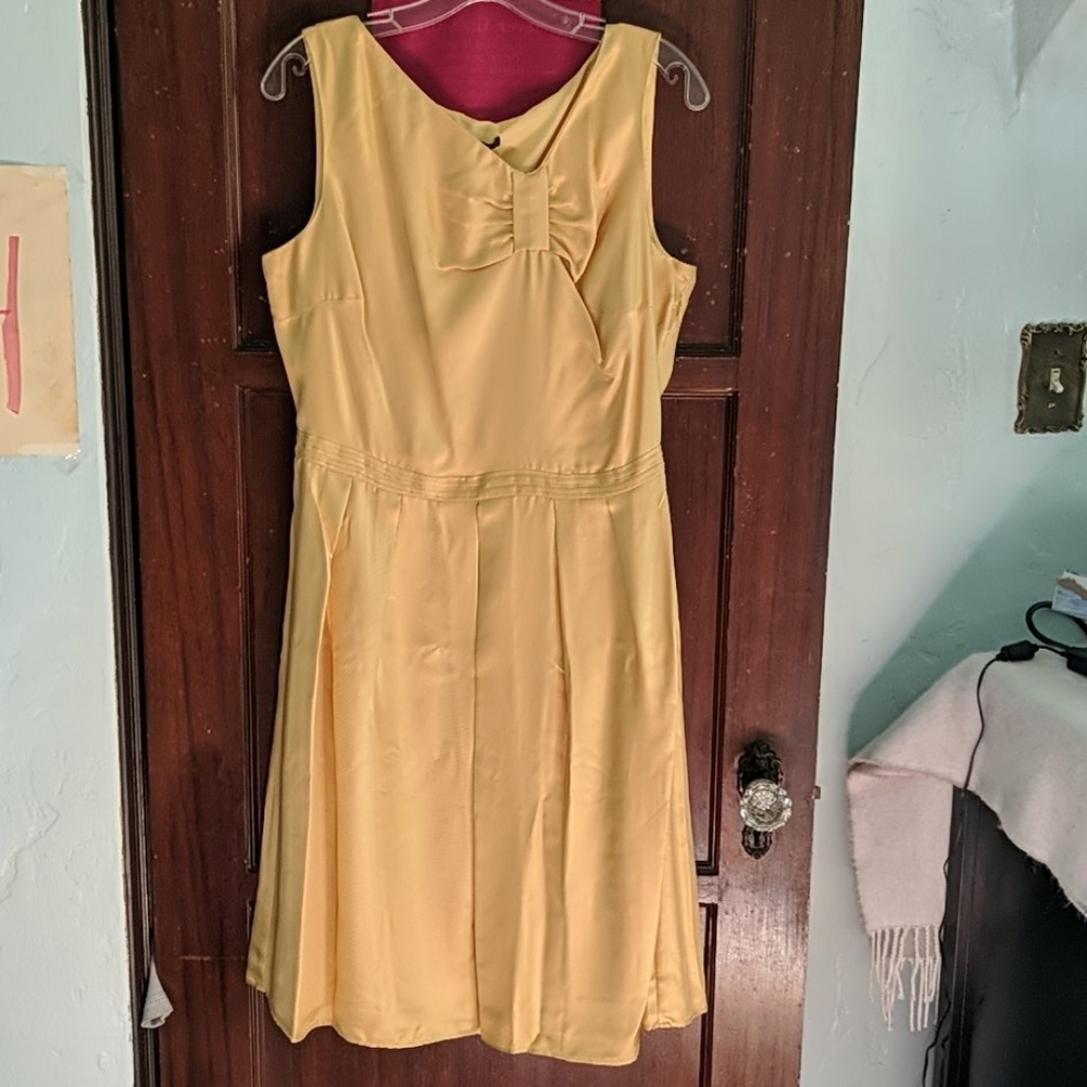 Gold bow-tie dress (brand new)